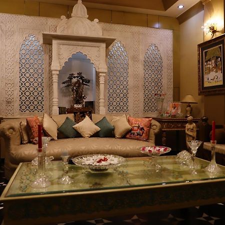Aura Homestay Royal Villa Jaipur Ngoại thất bức ảnh